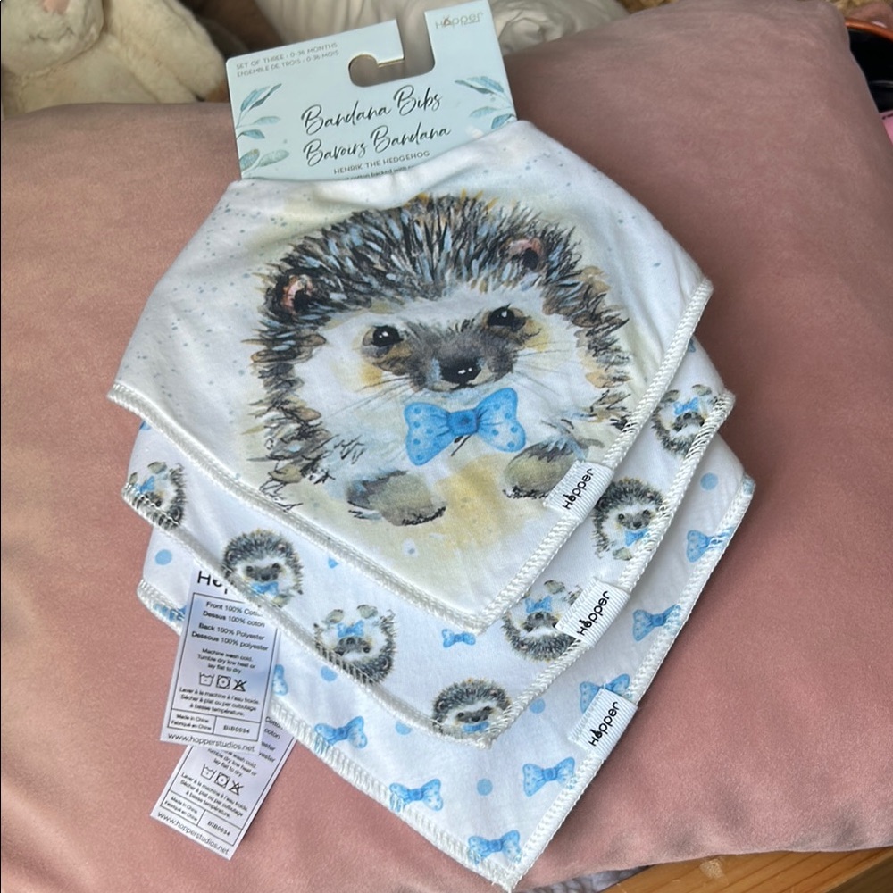 White and Blue Hedgehog Print Bibs